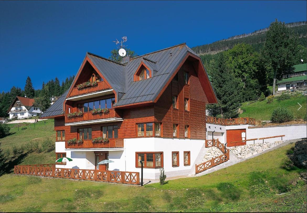 Triluzkovy Pokoj Pension Kubu Spindleruv Mlyn Exterior photo
